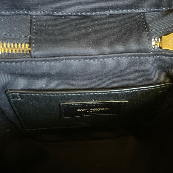 SAINT LAURENT QUILTED VANITY BAG - Picture 5 of 12